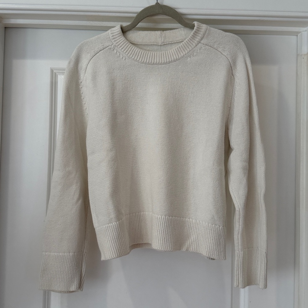 Abercrombie & Fitch Sweater